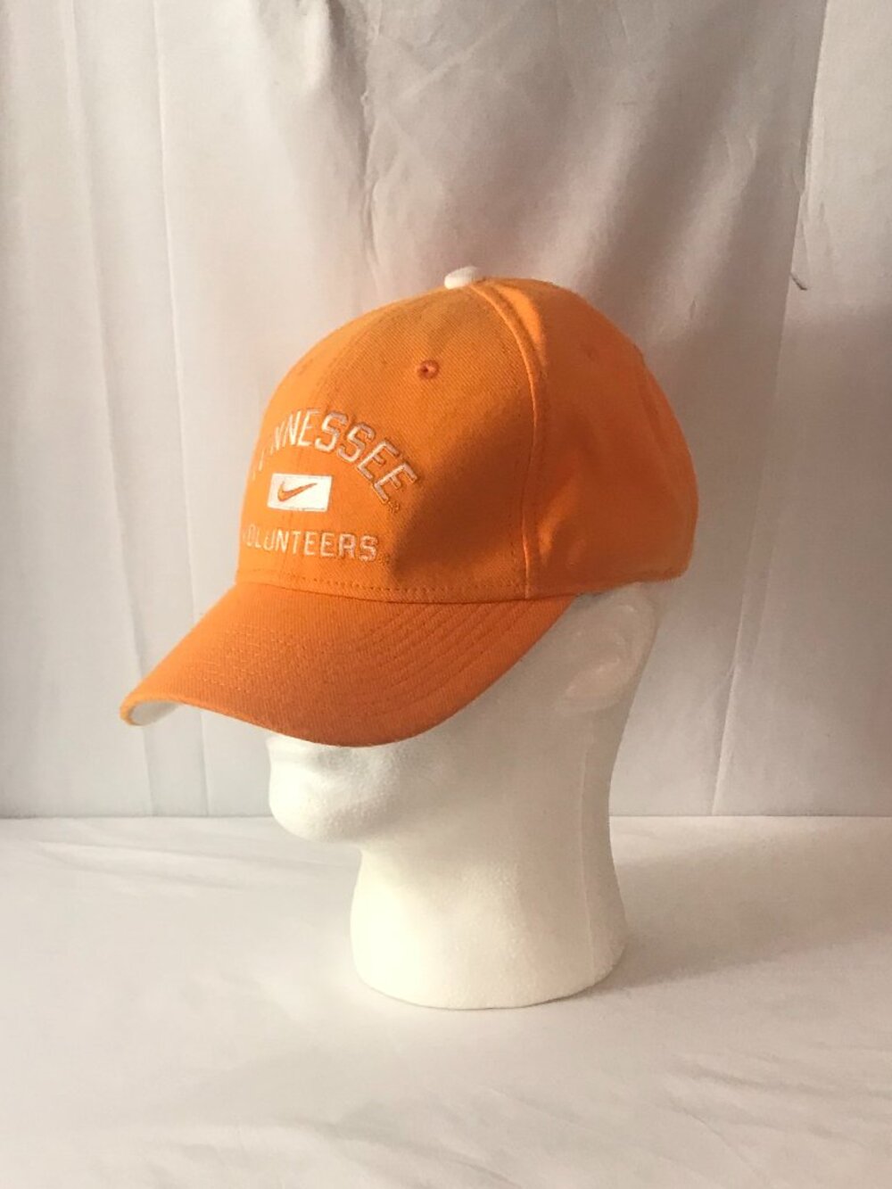 Nike University Of Tennessee Curved Bill BIG T Vols Athletic Sport Cut Hat/Cap